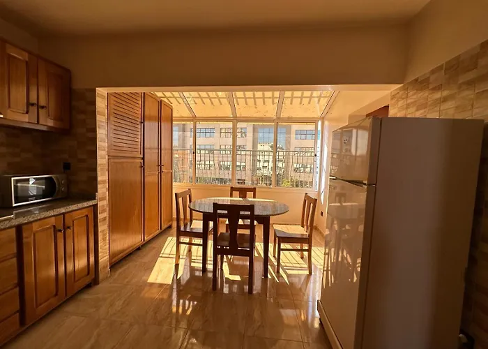 Superbe Appartement Centre Agadir 10Mn A Pied Plage